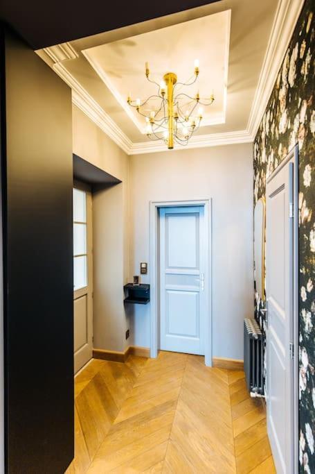 Apartment Luxury Andrassy 2 Bedroom