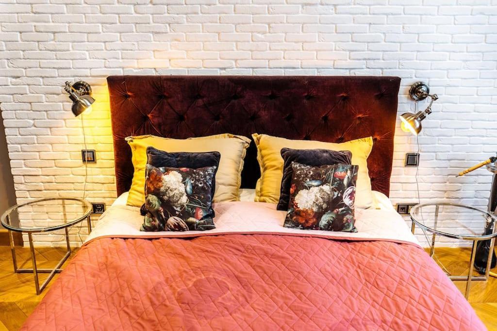 Apartment Luxury Andrassy 2 Bedroom *